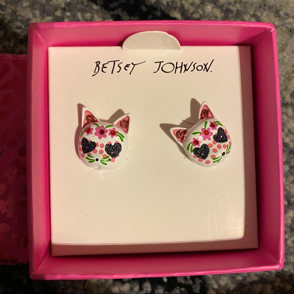 NEW Betsey Johnson Sugar Skull Cat Earrings